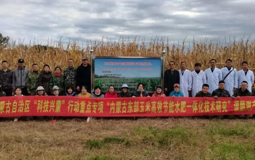 e1d17dab50f5ebfd.jpg e1d17dab50f5ebfd.jpg