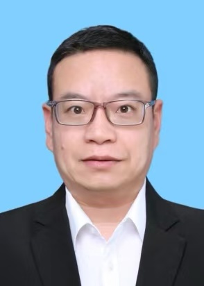 刘鹏.jpg 刘鹏.jpg