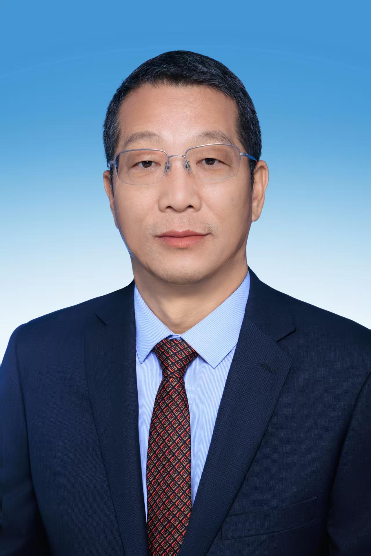 杨恒山.jpg 杨恒山.jpg